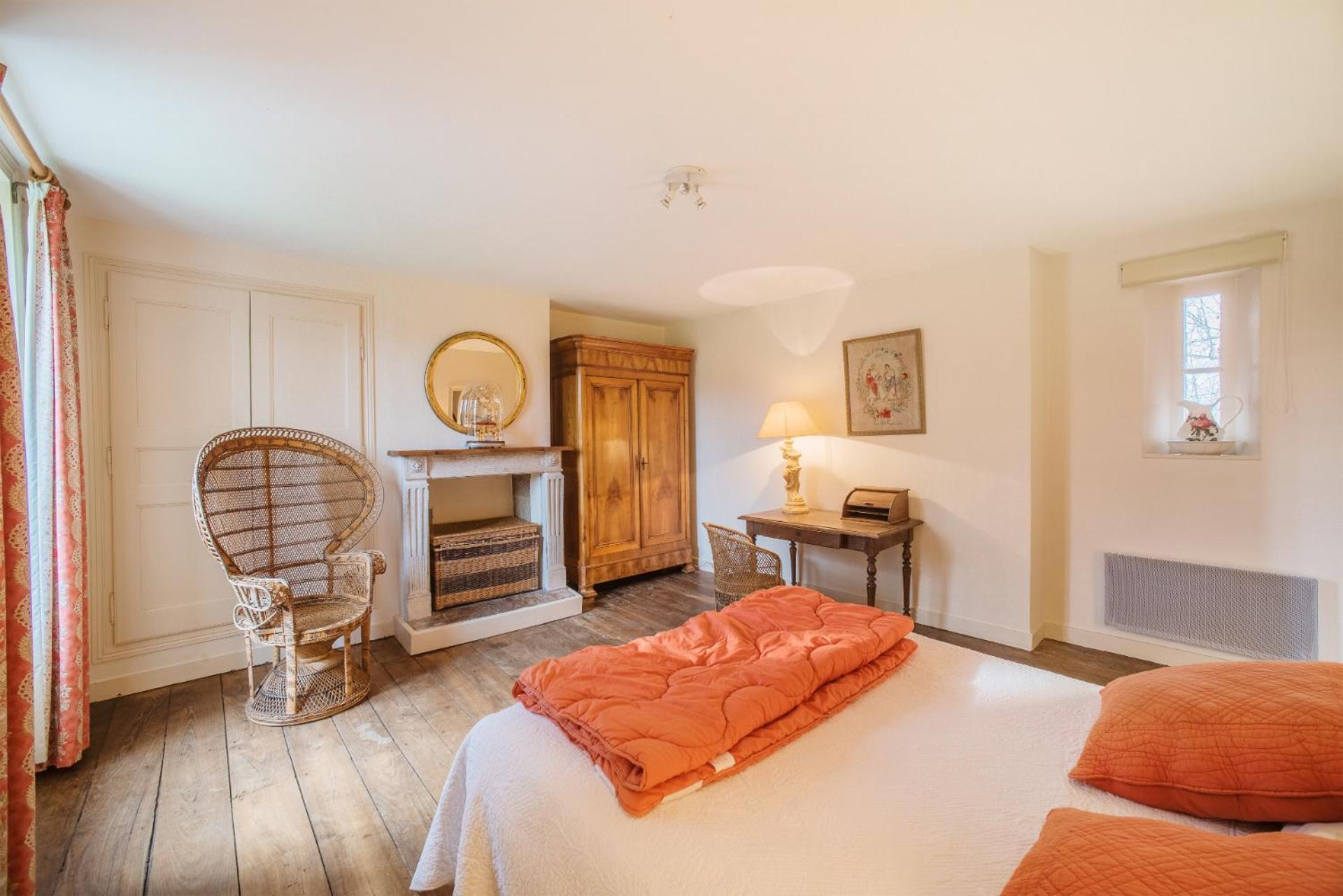 Holiday Home Chateau De Bouceel Mont Saint Michel Vergoncey Room photo