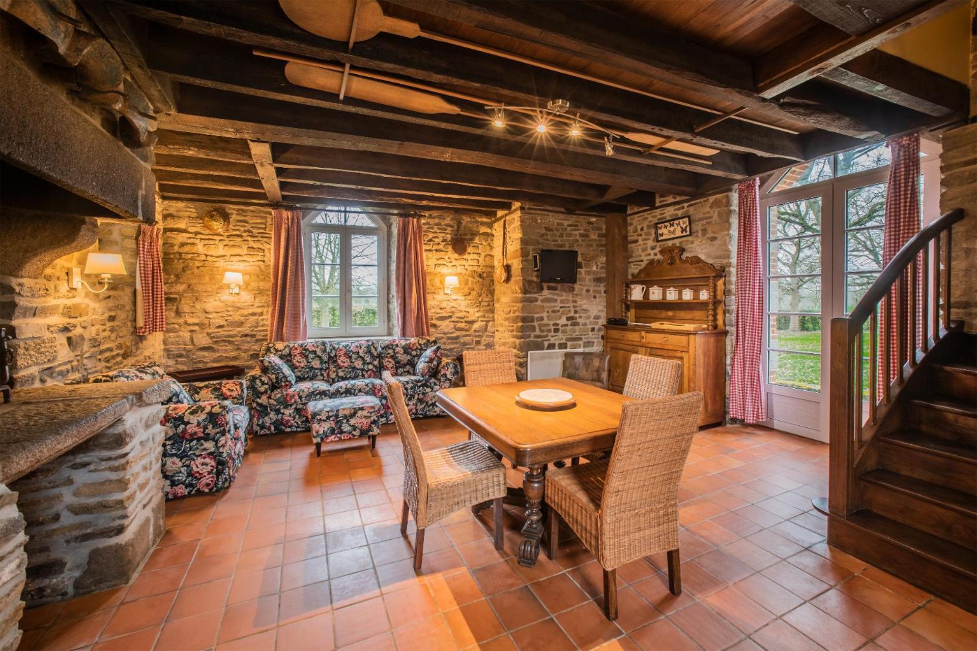 Holiday Home Chateau De Bouceel Mont Saint Michel Vergoncey Exterior photo