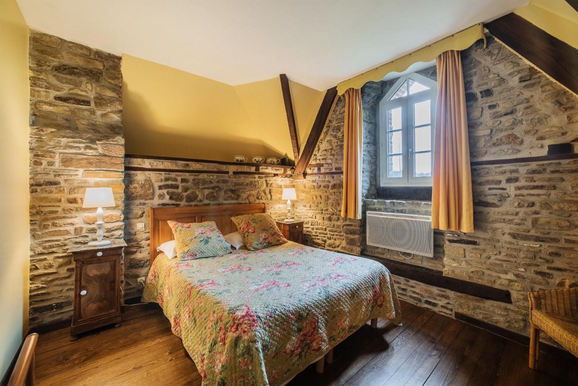 Holiday Home Chateau De Bouceel Mont Saint Michel Vergoncey Room photo