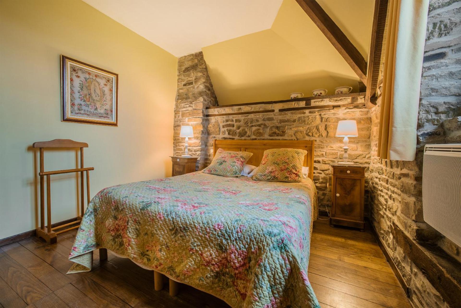 Holiday Home Chateau De Bouceel Mont Saint Michel Vergoncey Room photo