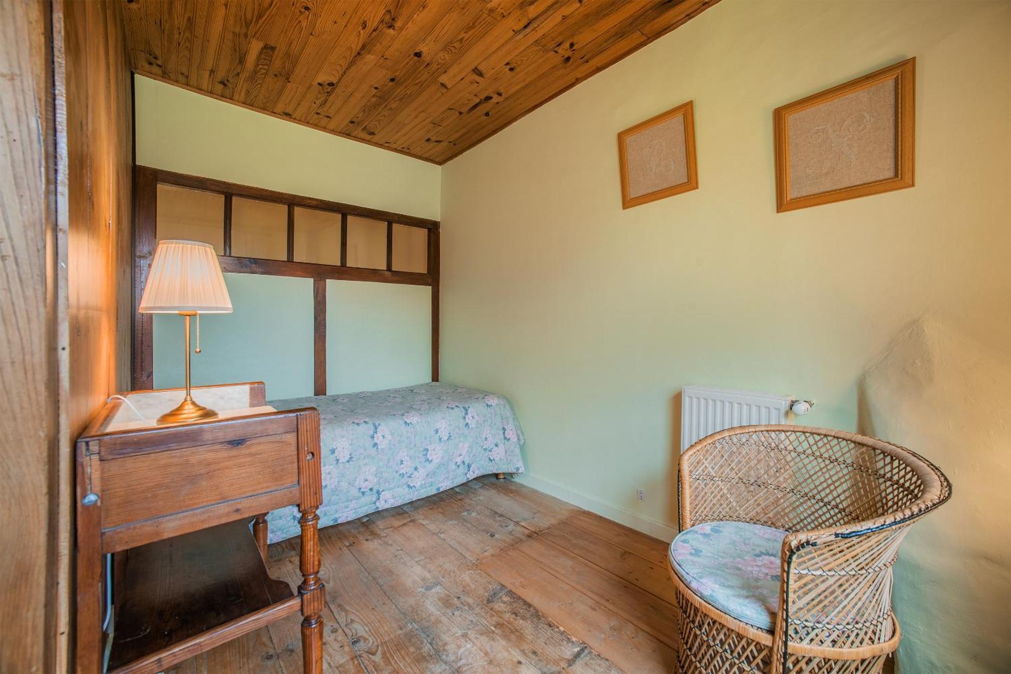 Holiday Home Chateau De Bouceel Mont Saint Michel Vergoncey Room photo