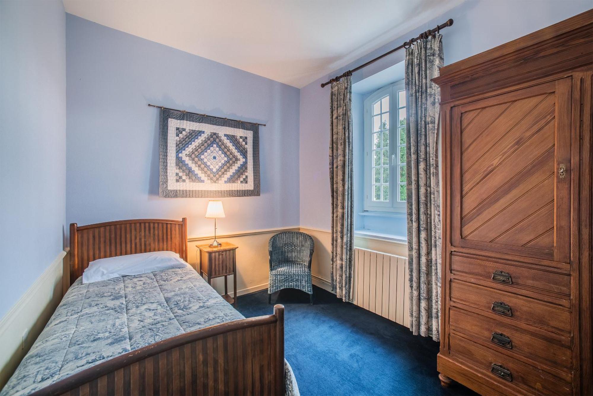 Holiday Home Chateau De Bouceel Mont Saint Michel Vergoncey Room photo