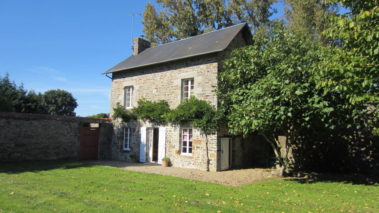 Holiday Home Chateau De Bouceel Mont Saint Michel Vergoncey Exterior photo